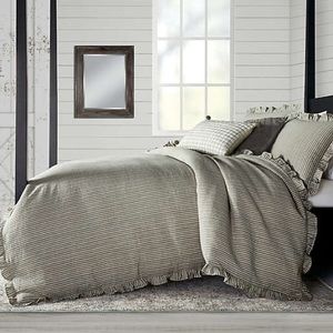 Bee & Willow King Comforter Set